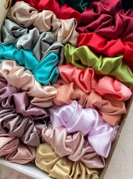 Assorted Colors_Scrunchies
