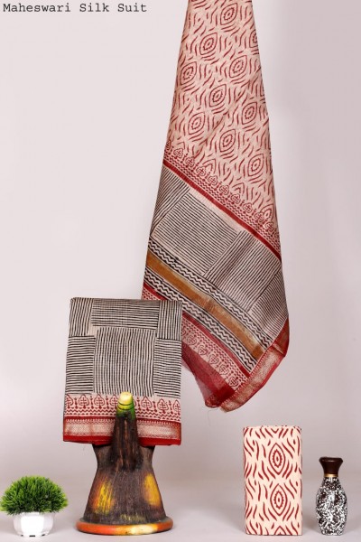 Maheshwari Silk Cotton Beige Red Checkmate Suit Fabric